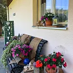 Grosszuegige Zwischen Bern Und Interlaken
