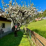 Grosszuegige Zwischen Bern Und Interlaken