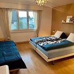Апартаменты Grosszuegige Zwischen Bern Und Interlaken Steffisburg