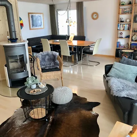 Grosszuegige Ferienwohnung Zwischen Bern Und Interlaken *