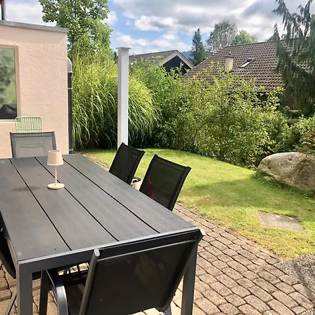 Grosszuegige Ferienwohnung Mit Alpenblick Nahe Thun *