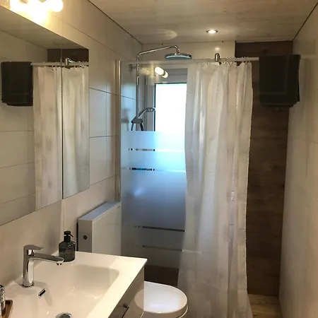 Grosszuegige Ferienwohnung Zwischen Bern Und Interlaken