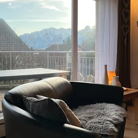 Grosszuegige Ferienwohnung Mit Alpenblick Nahe Thun アパート *