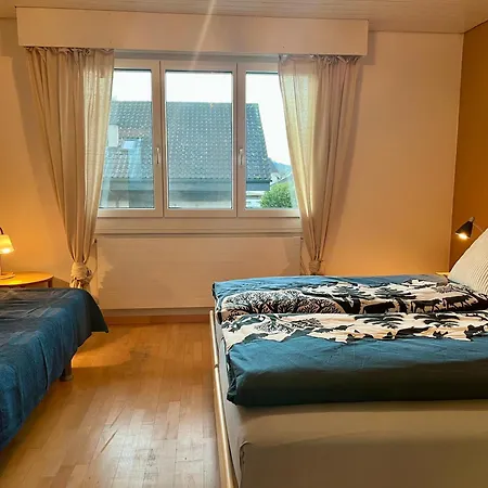 アパート Grosszuegige Ferienwohnung Mit Alpenblick Nahe Thun *