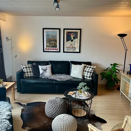 Grosszuegige Ferienwohnung Mit Alpenblick Nahe Thun Apartment *