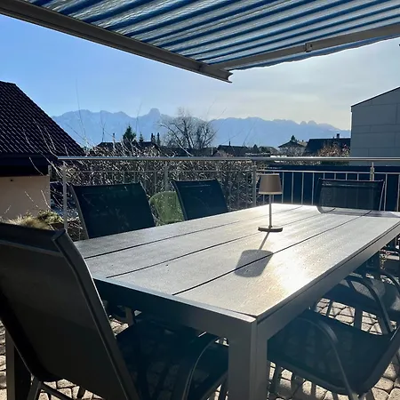 Grosszuegige Ferienwohnung Mit Alpenblick Nahe Thun