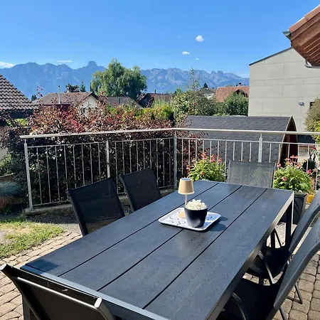 Appartement Grosszuegige Mit Alpenblick Nahe Thun *