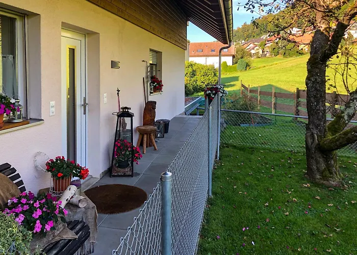 Grosszuegige Zwischen Bern Und Interlaken