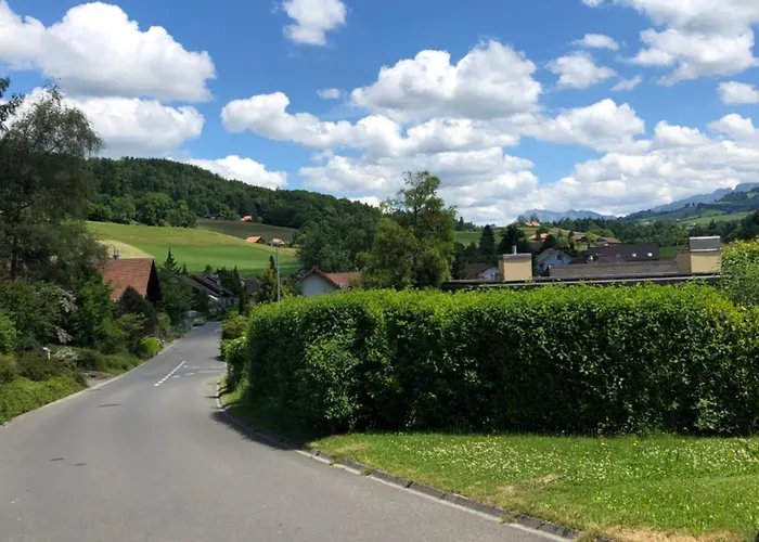 Grosszuegige Zwischen Bern Und Interlaken *